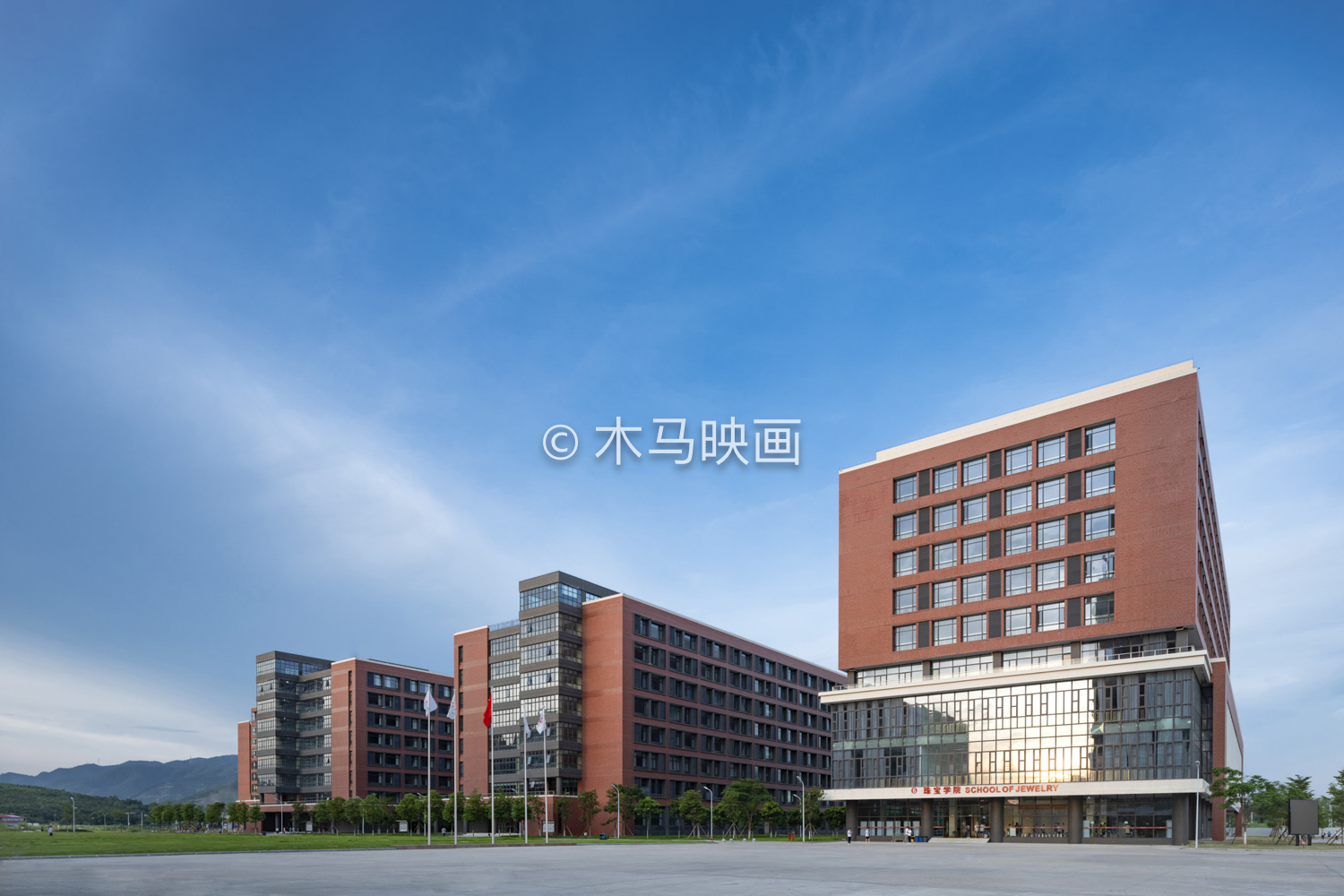 {gallery: 'gal1', smallimage: '/upload/image/202404/hsxyshxq007.jpg',largeimage: '/upload/image/202404/hsxyshxq007.jpg'}
